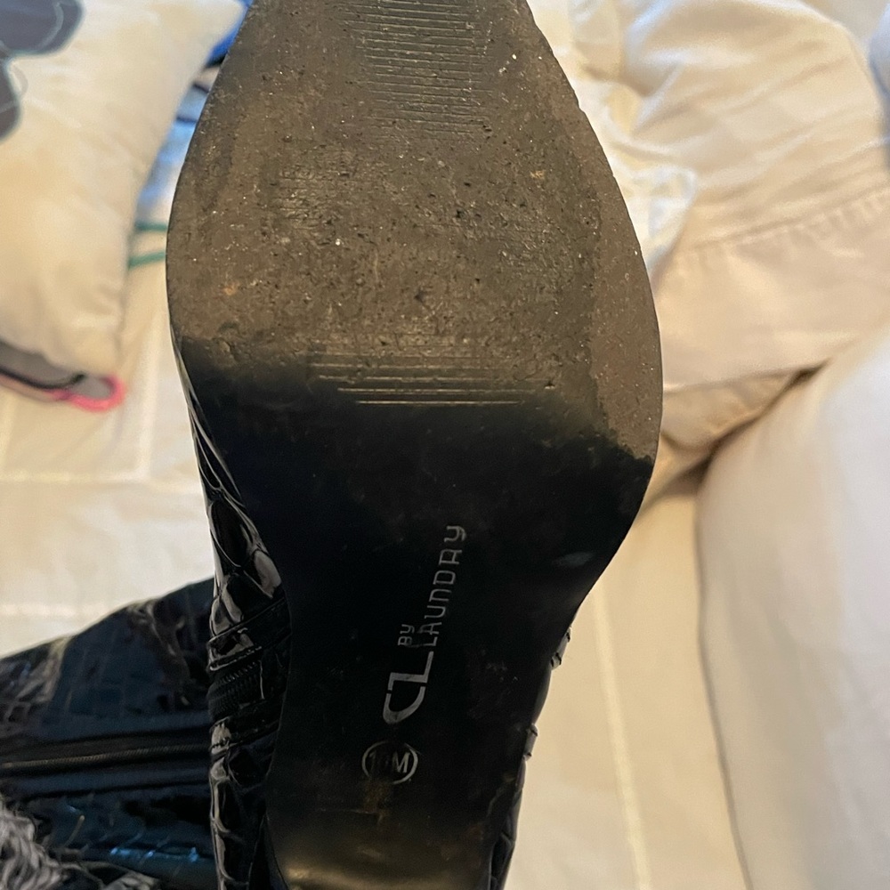 Lightly Worn - image 4